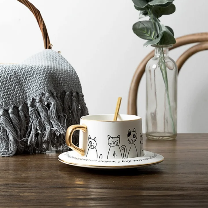 'Curious Cats' Ceramic Tea Set